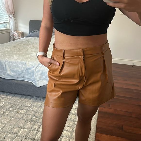 7 For all man kind faux leather shorts - Picture 1 of 4